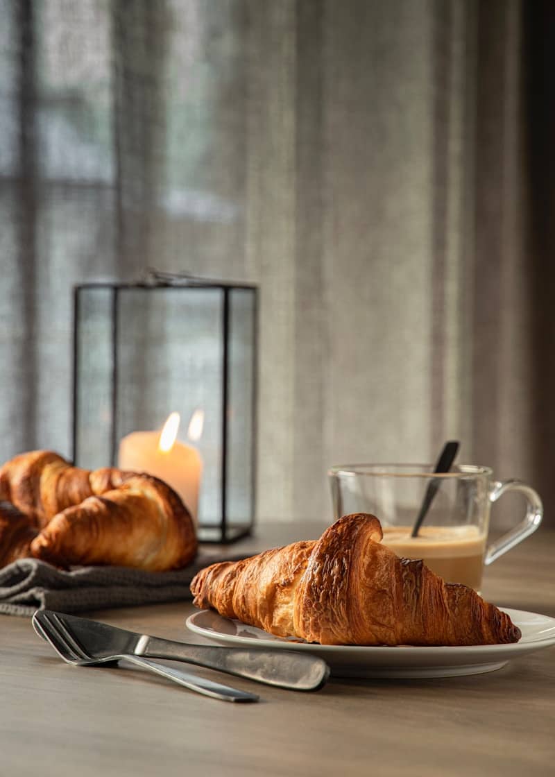 Send me coffee & croissants