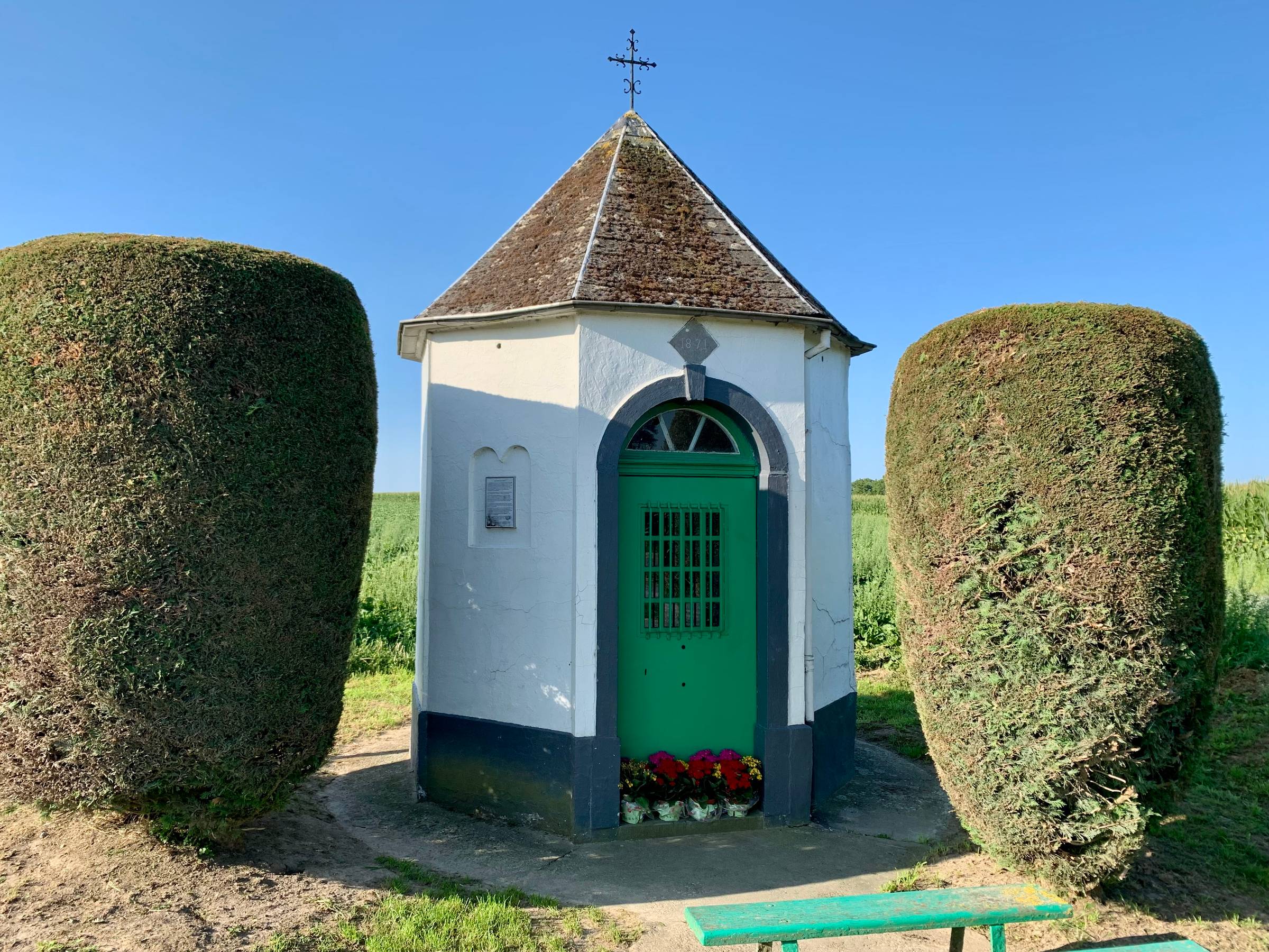 Achthoekige kapel in Huldenberg
