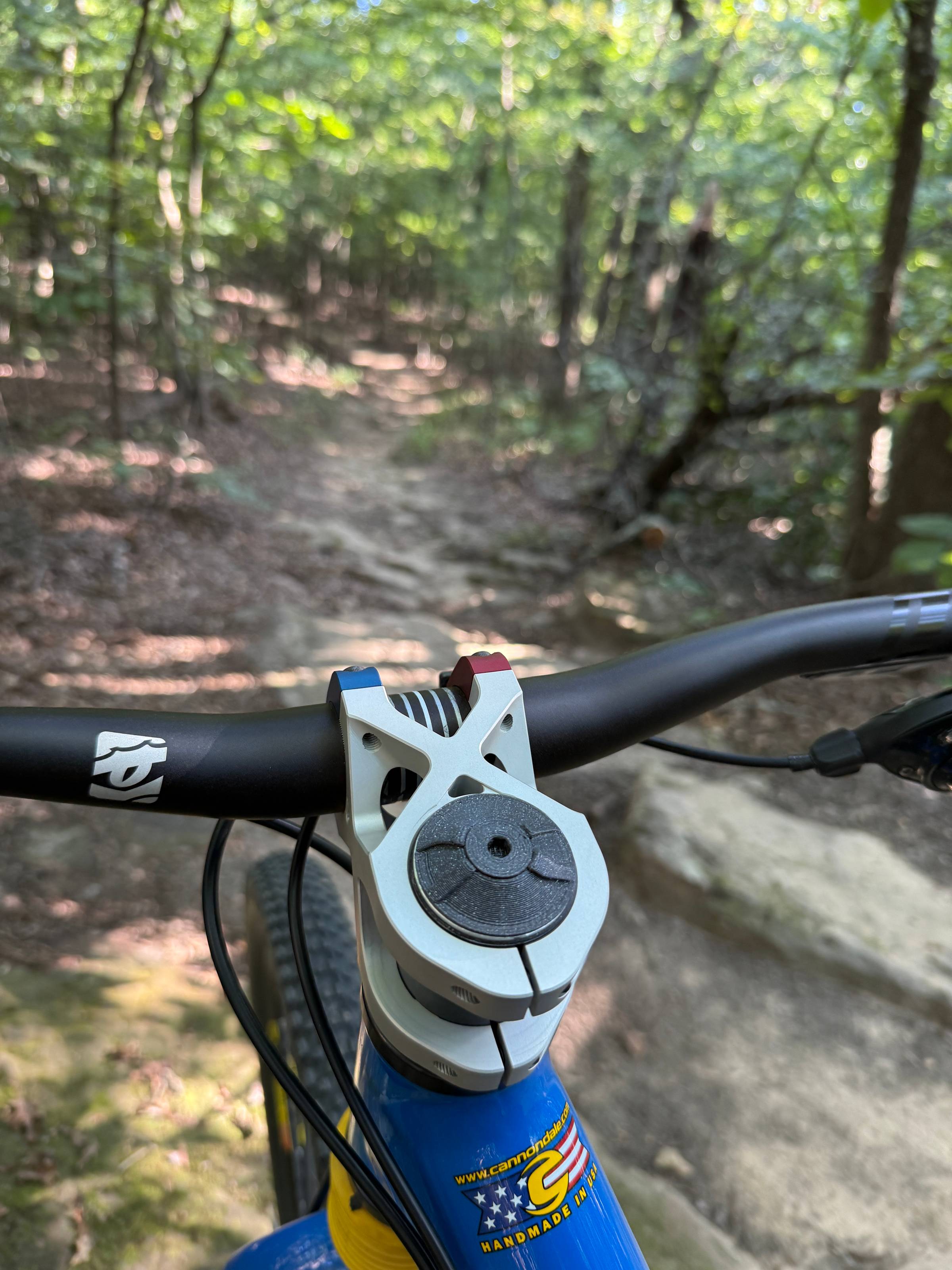 XStem CHS prototype installed on vintage Cannondale HeadShok fork, trail view.