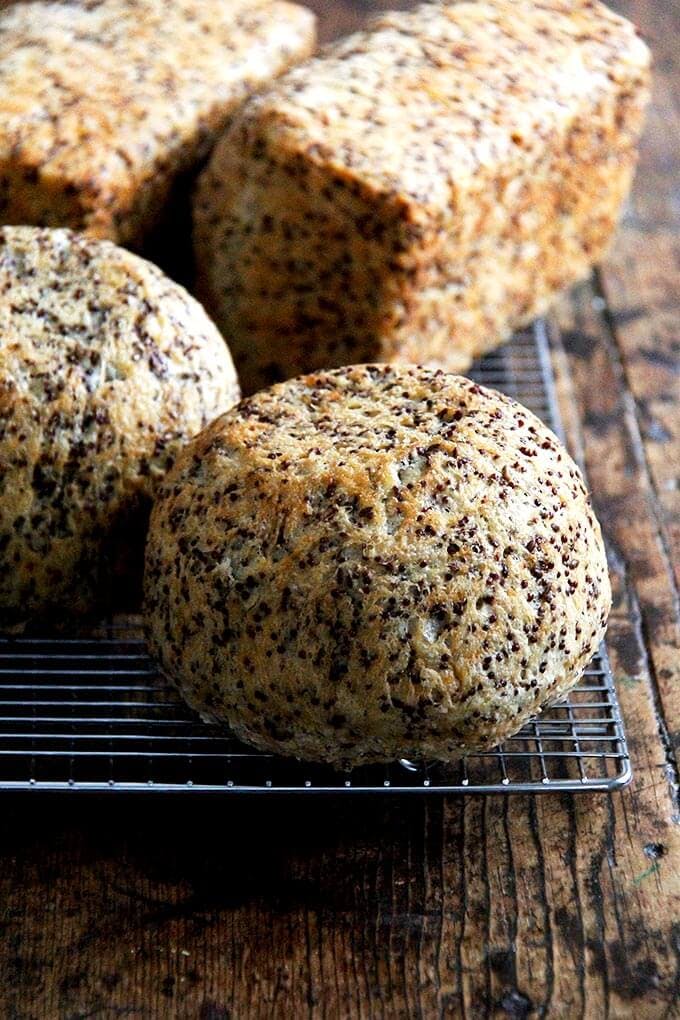 Quinoa and Flax Toasting Bread