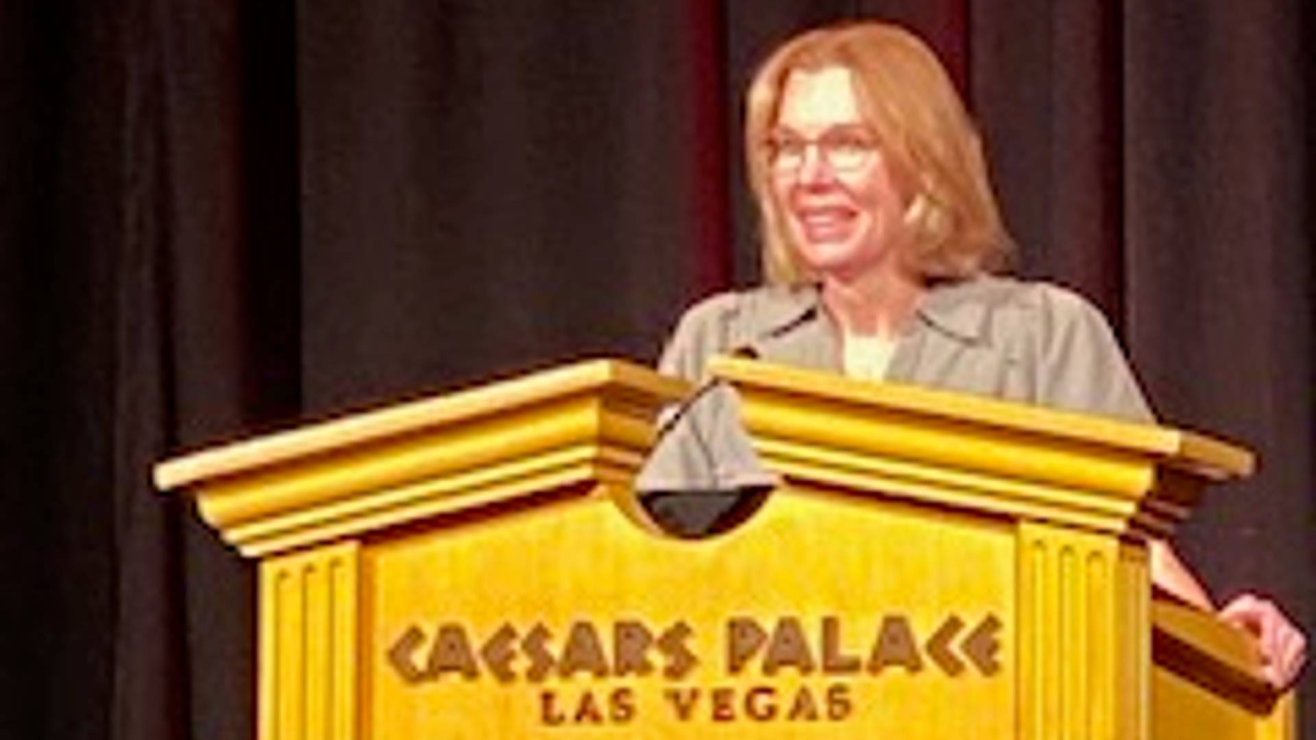 Fiona Davis keynote speaker at HNS