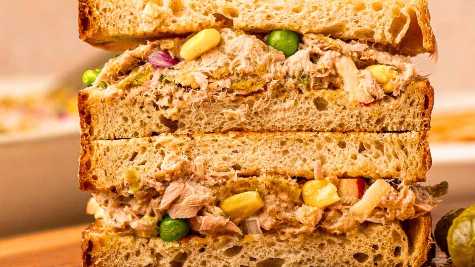 Tuna sandwich 