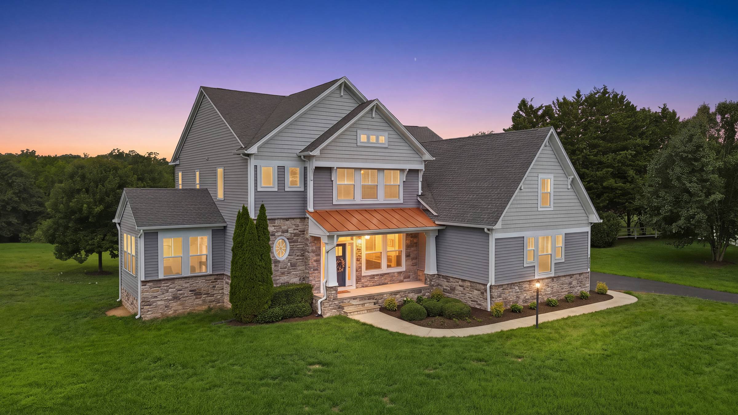 Beautiful luxury home in Spotsylvanina, Virginia at Dusk