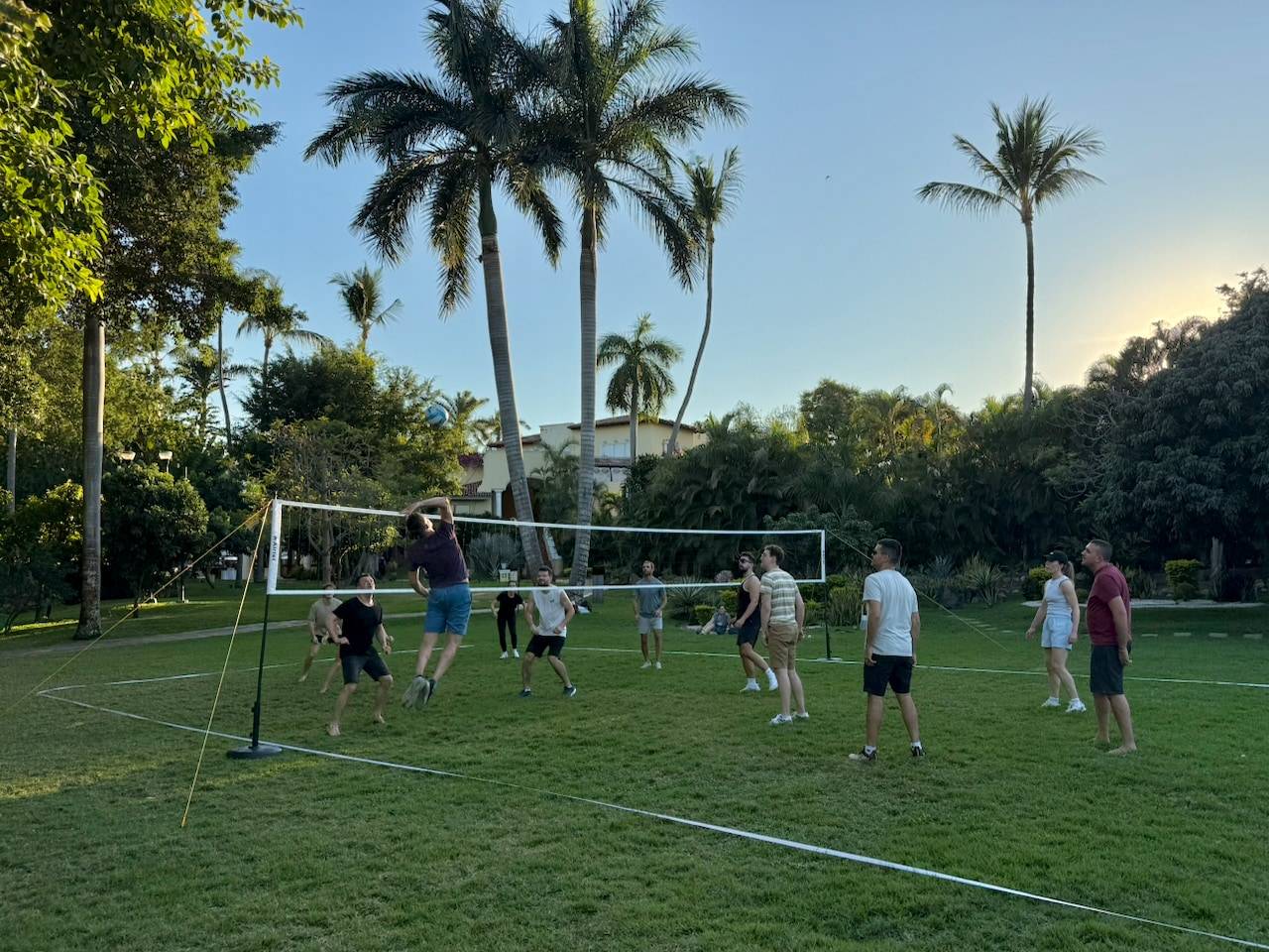 Kit team playing volleyball in Mexico