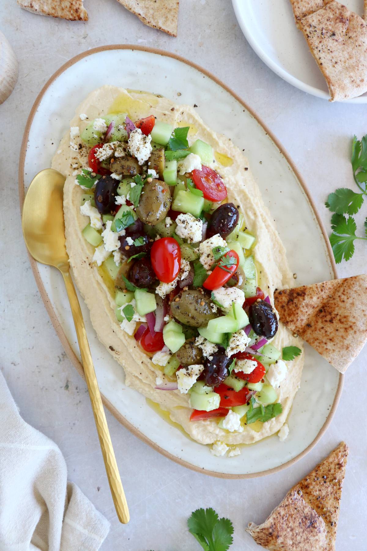 8 Fantastic Summer Dip & Hummus Recipes