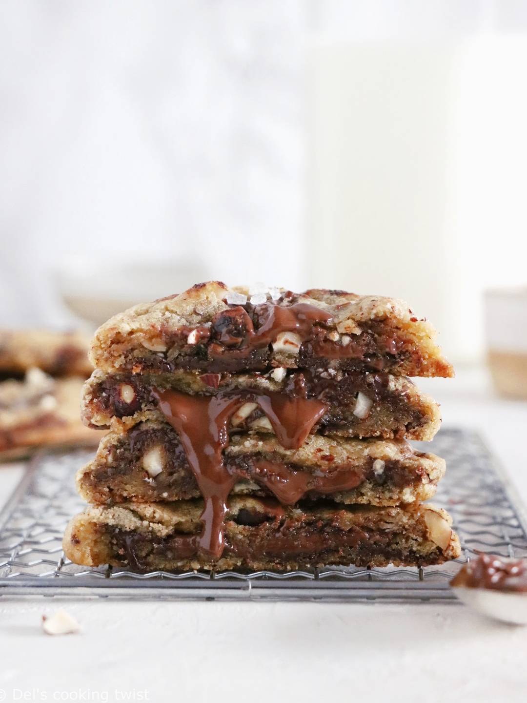 Nutella-Stuffed Cookies