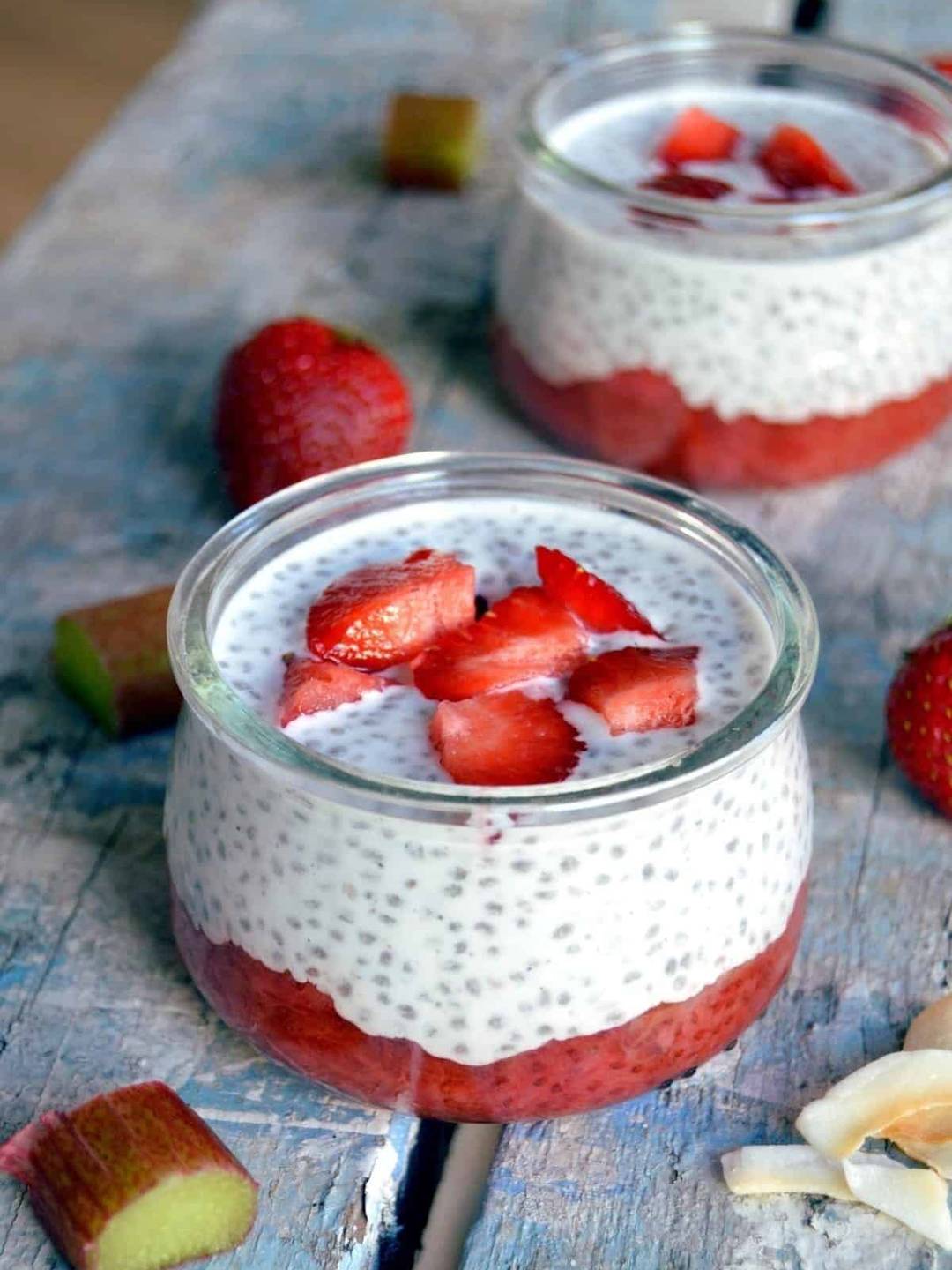 Rhubarb Strawberry Chia Pudding