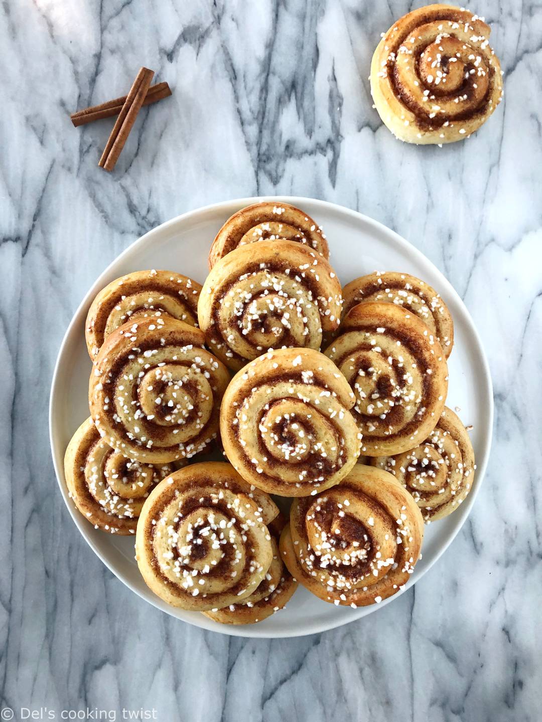 Brioches suédoises à la cannelle "kanelbullar"