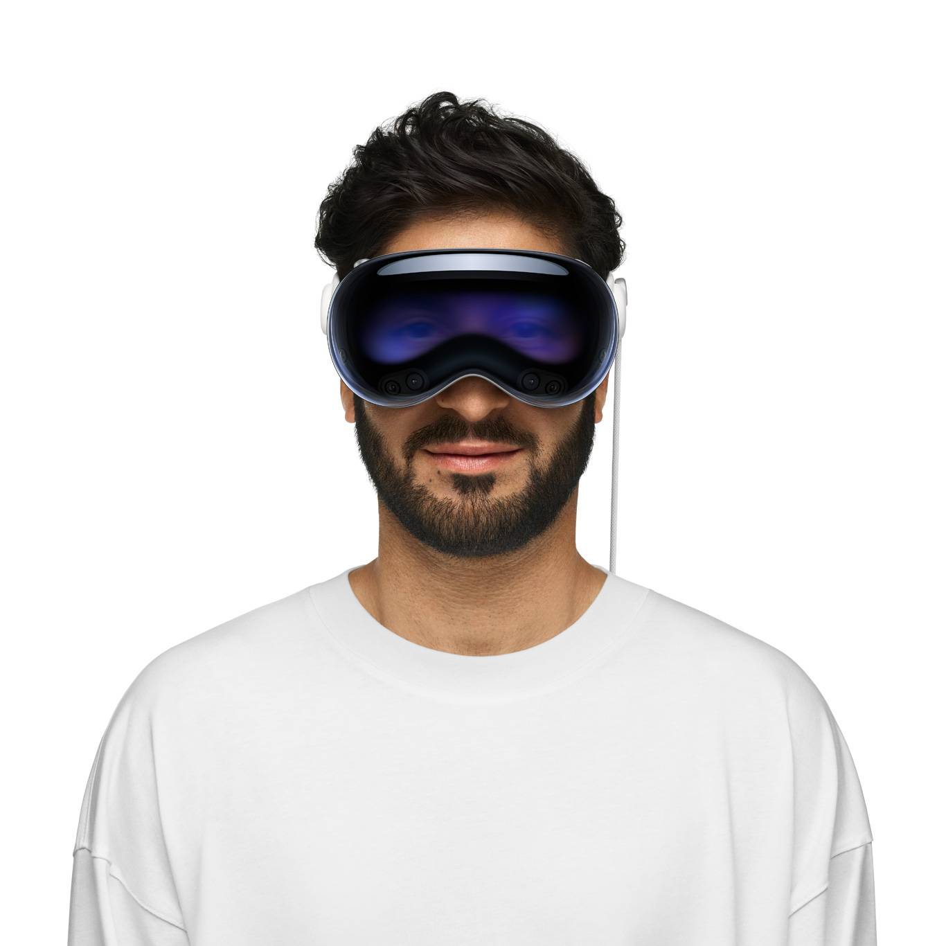 Ein Mann trägt eine apple Vision Pro Datenbrille