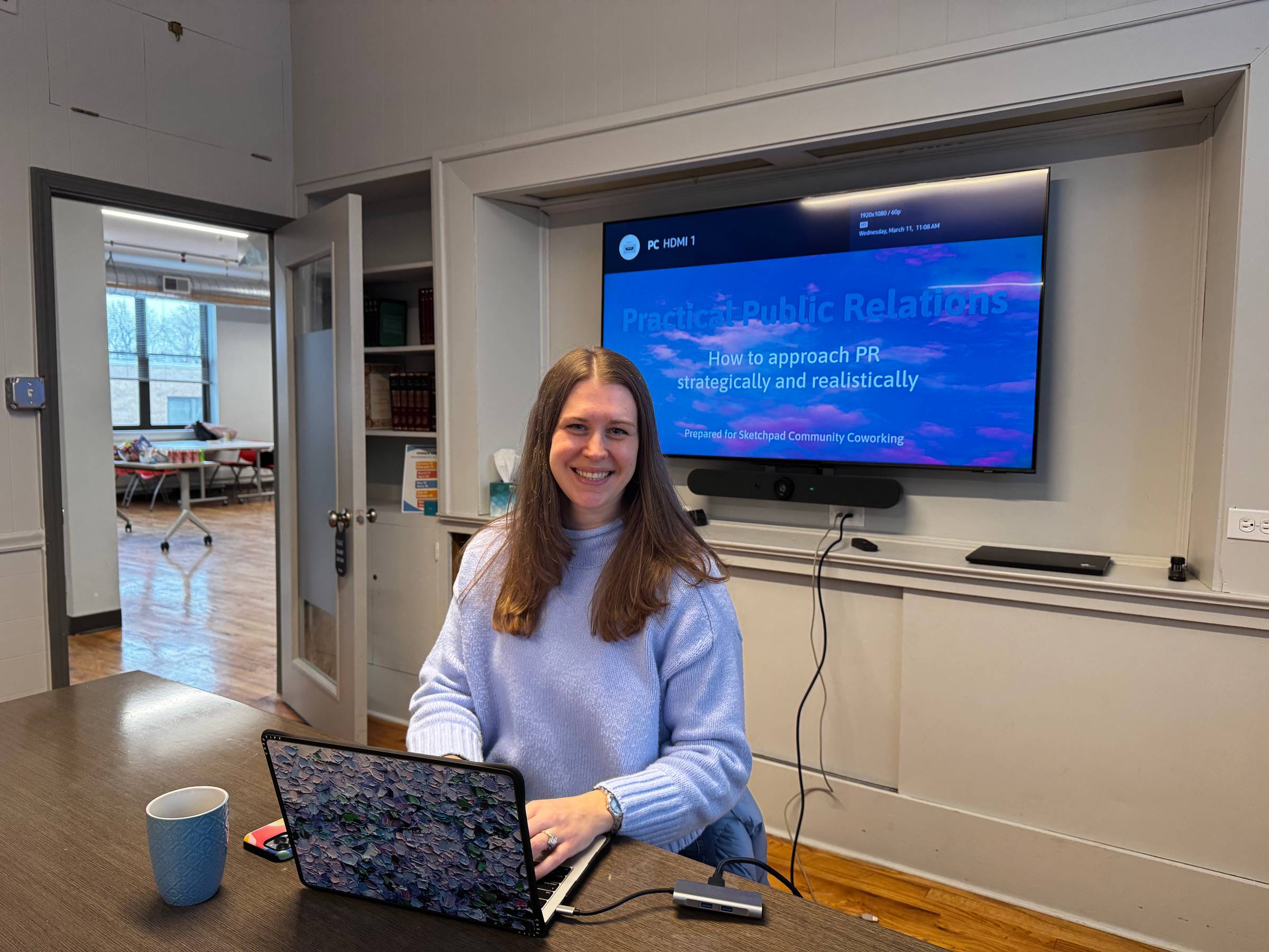 Megan Gasper presenting at SketchPad Chicago