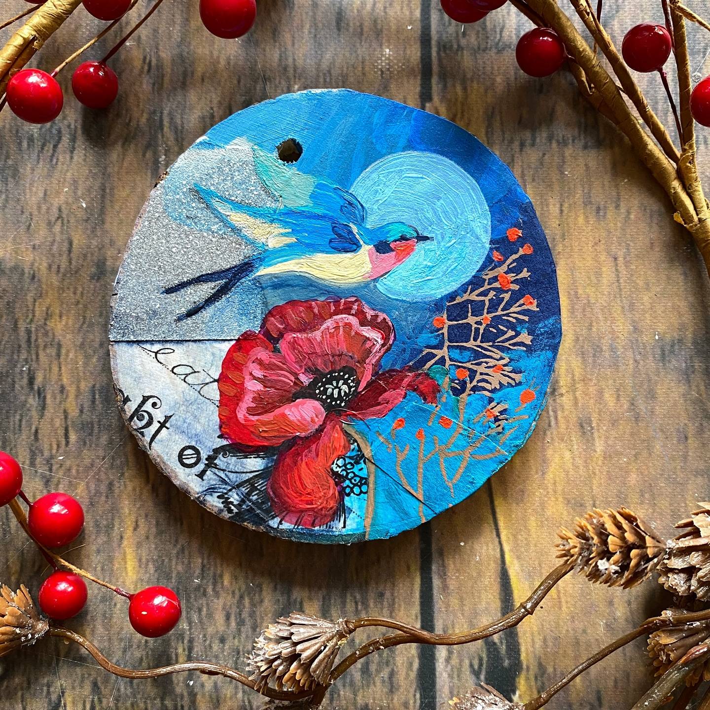 “Silver Lining.” - this was my son’s favorite of the collection. He is off to his new home today, but I loved creating this color combination. The bright blue is Royal Blue - a cool combination of Phthalo & Ultramarine blue. It really pops against Payne’s Gray..
.
#mixedmedia #mixedmediapainting #poppypainting #birdpainting  #expressive painting #handpaintedornaments #paintingreel #newartwork #avlartist #artistsoninstagram #joyofpaintingclass #joyofpaintingclub