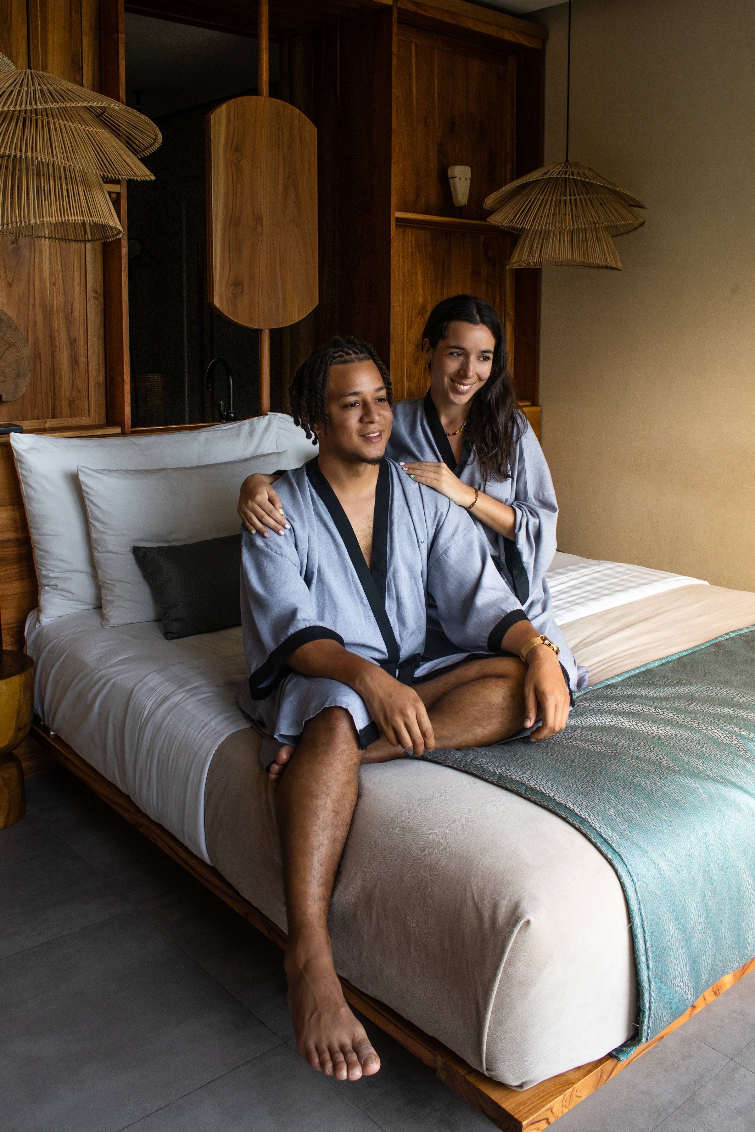 Become a Pro Travel Content Creator & Collaborate with Brands