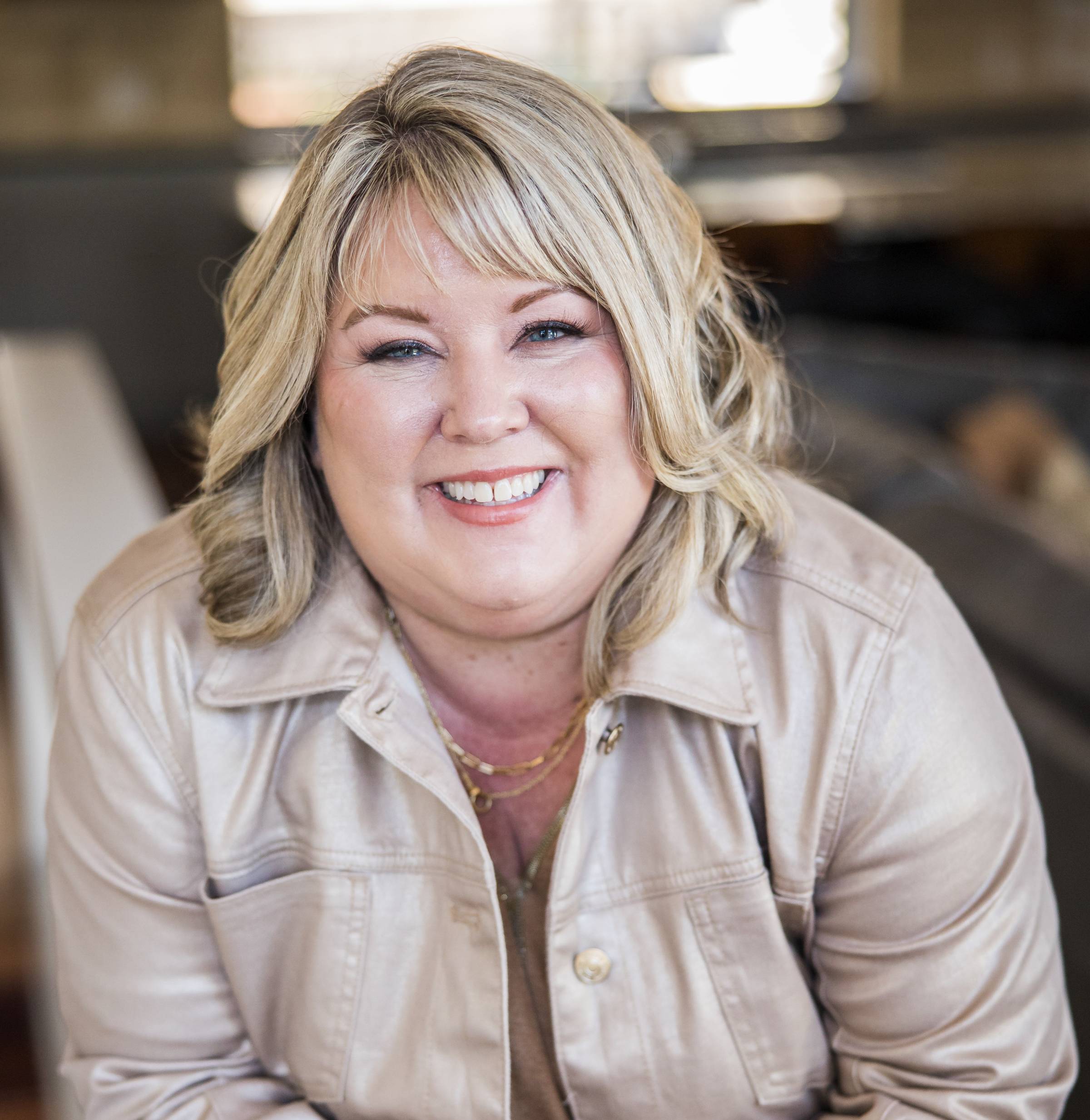 Nikki Rausch headshot