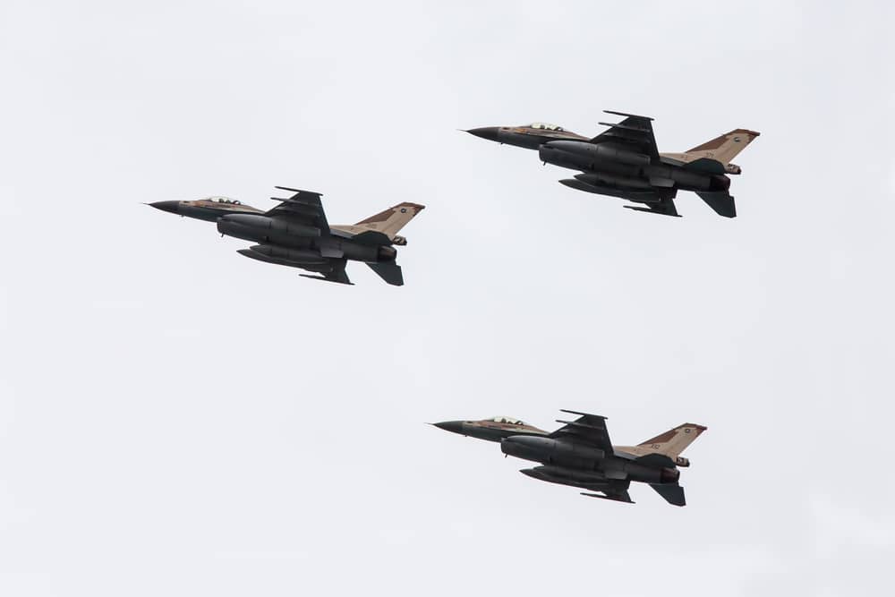Israeli Air Force F-16's during an exhibition (Illustrative image) (maratr / Shutterstock.com)