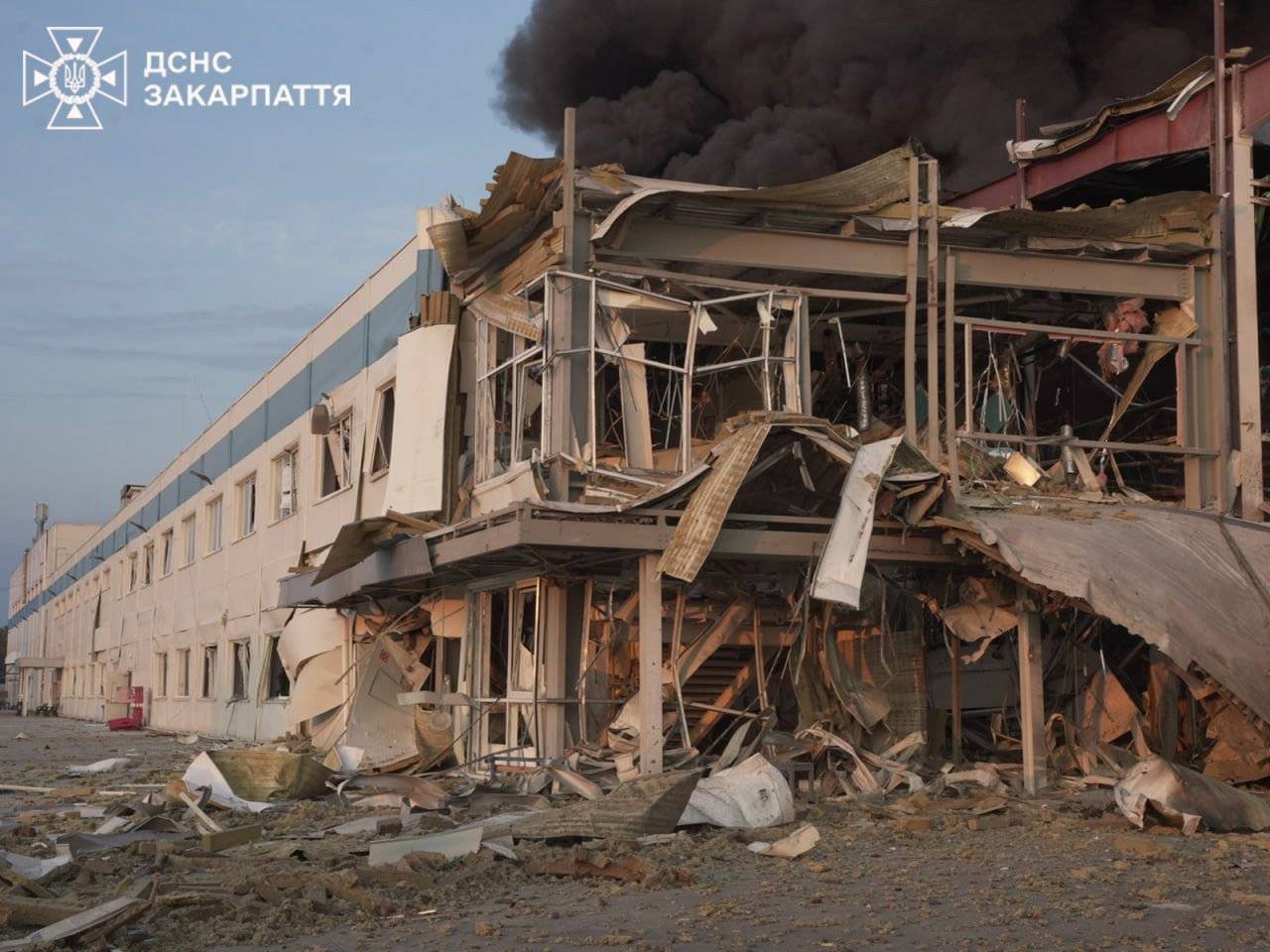 The damage to the American Flex factory following a strike by a Russian missile (Photo: the State Emergency Service of Ukraine, Zakarpattia)