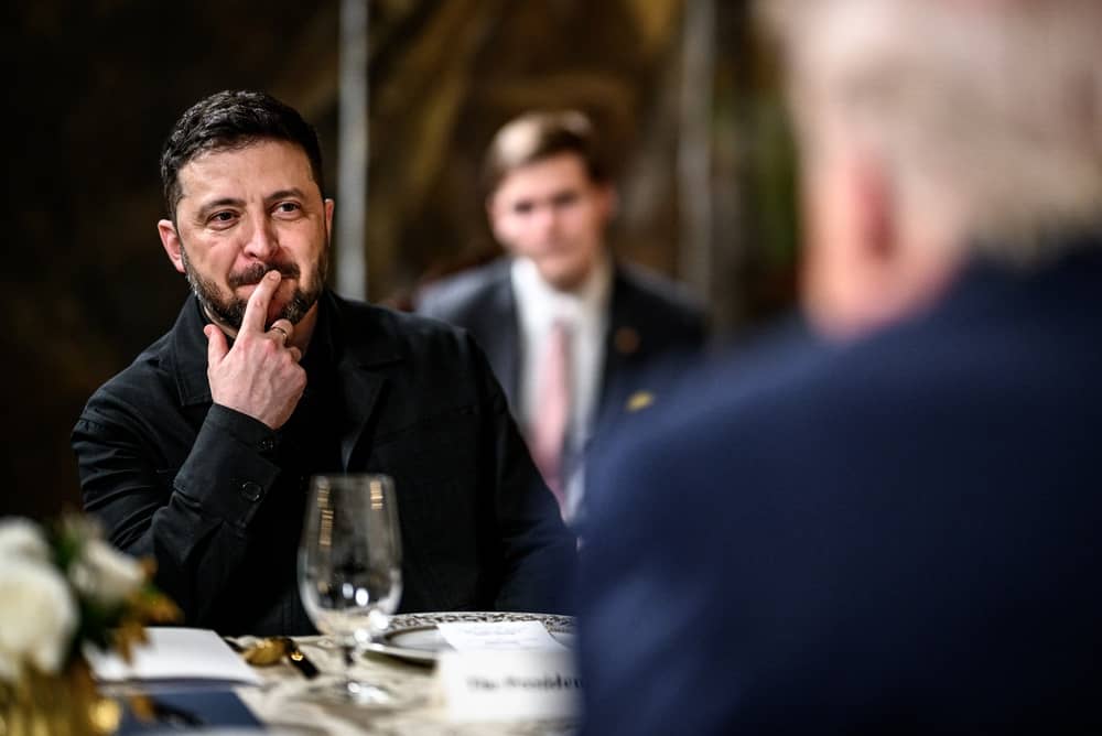 President Donald Trump meets with Ukrainian President Volodymyr Zelensky at Mar-a-Lago in Palm Beach, Florida. December 28th, 2025 (Kaua209 / Shutterstock)