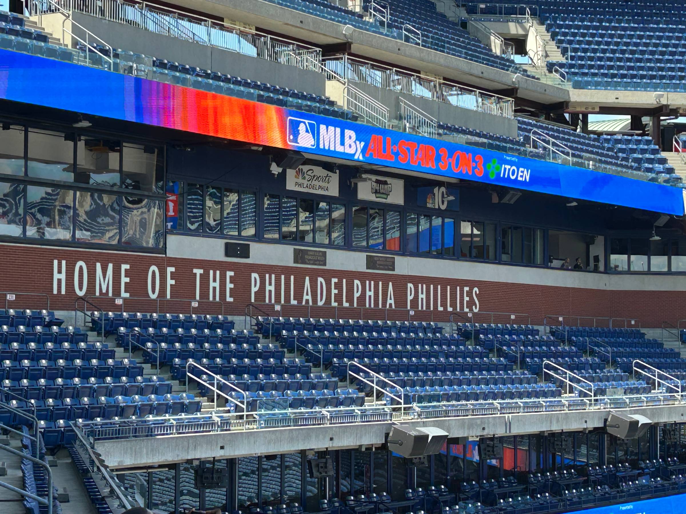citizens bank park seating guide