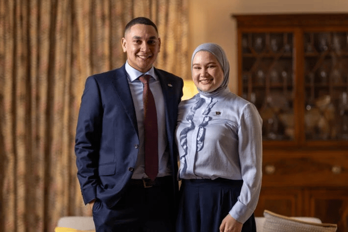 Isobel Loban Yorkston and Bhosten Savage become the first Torres Strait Islander students to attend Oxford University, recognized for leadership and community activism.