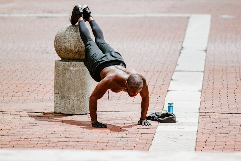 Push-ups which build your hip flexor strength - these are worth doing | These everyday foods improve your brain health - make them a habit | Newsletter | Walter Adamson @bodyagebuster