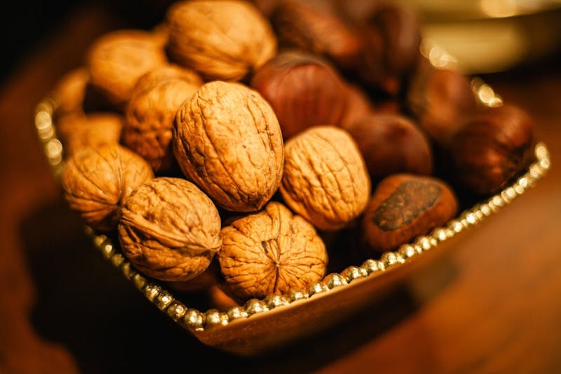 ? How walnuts improve your brain health and your blood pressure ? Research | Newsletter | Walter Adamson @bidyagebuster