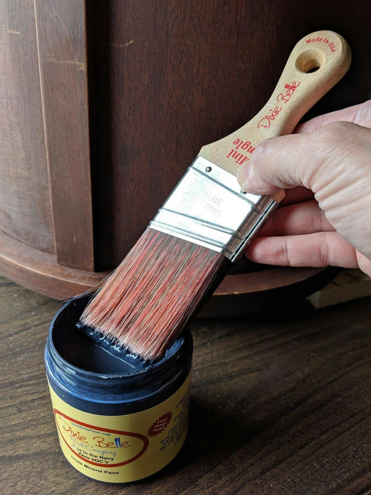 How to Get a Smooth Finish with Chalk Paint® - Techniques