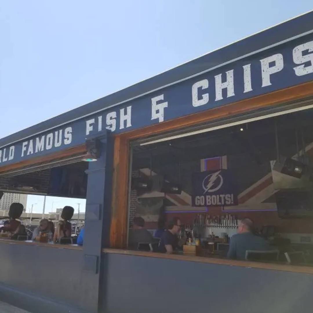 dog Friendly yoemans cask and lion Tampa FL places to eat