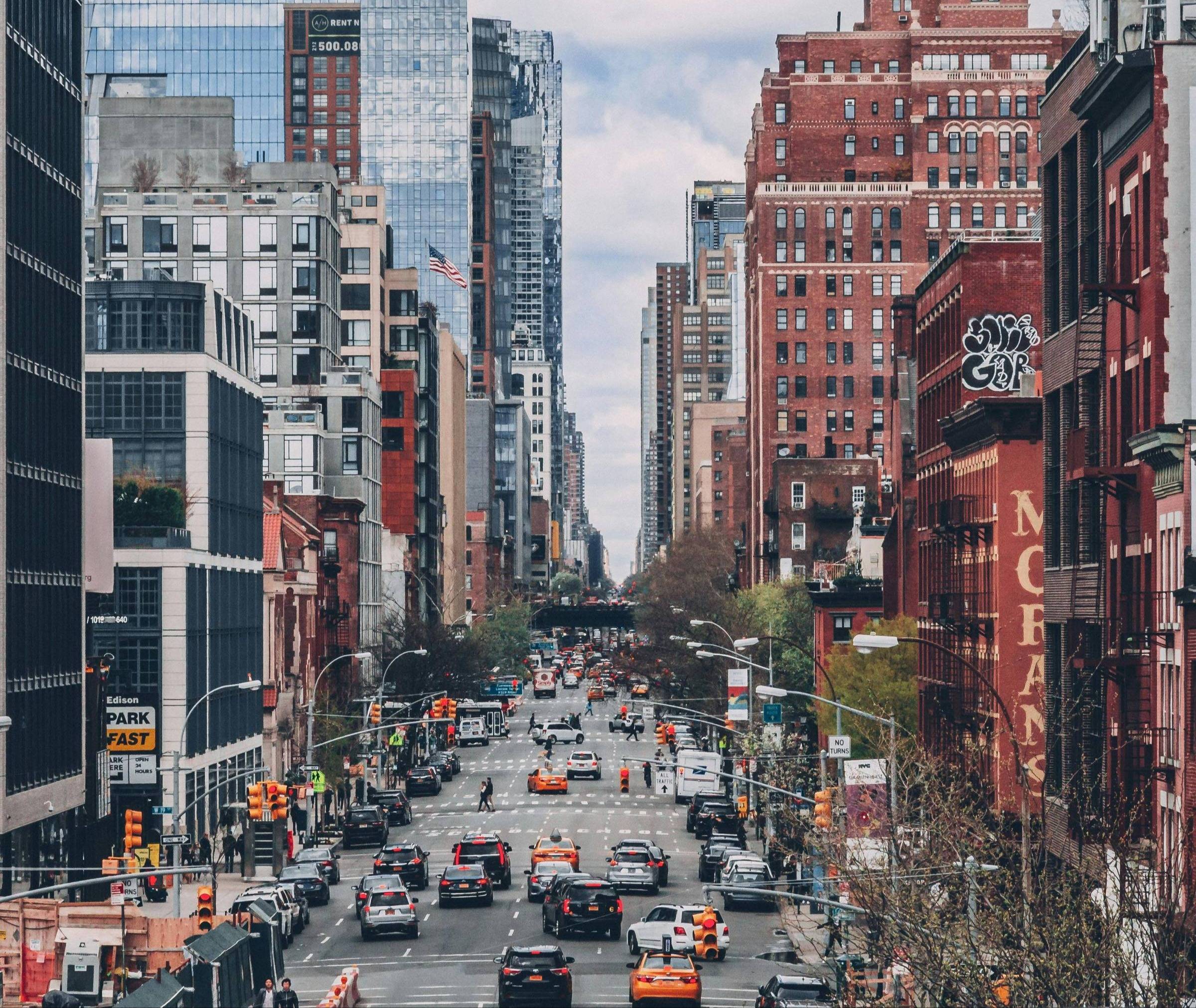 A busy NYC city street