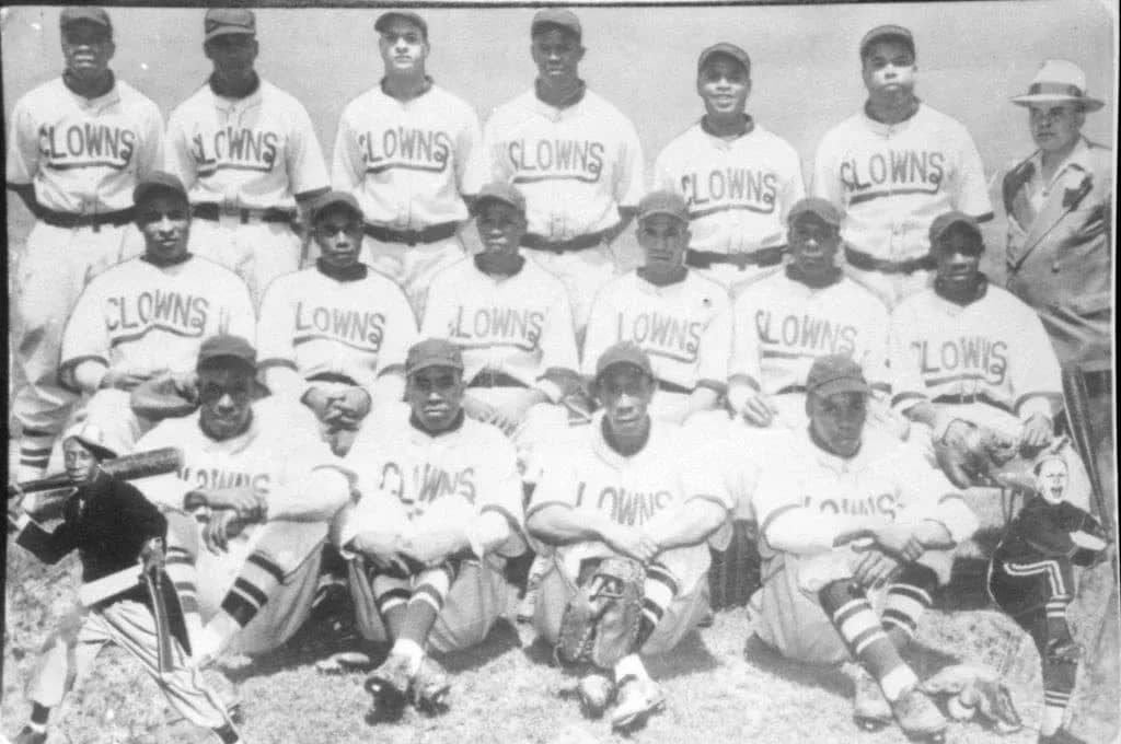 A team photo of the Indianapolis Clowns from 1941, black and white