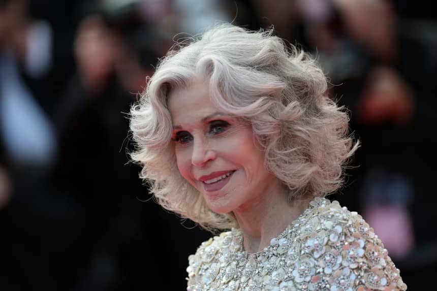Jane Fonda from the chest up on a red carpet