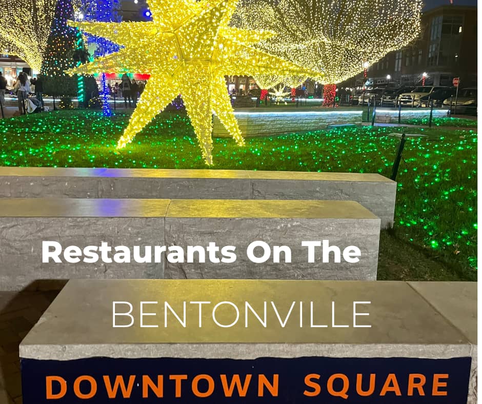 restaurants on the downtown bentonville square at Christmas