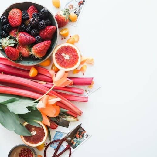 variety of sliced fruits