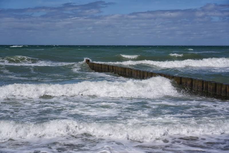 The ocean is choppy and choppy with waves