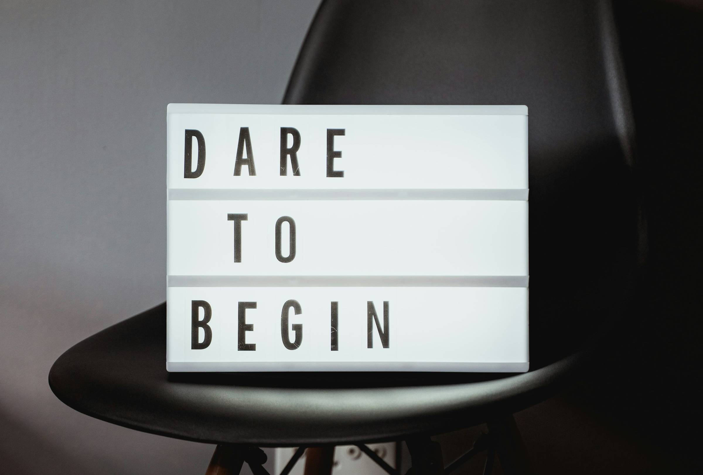 black and white i am a good man text