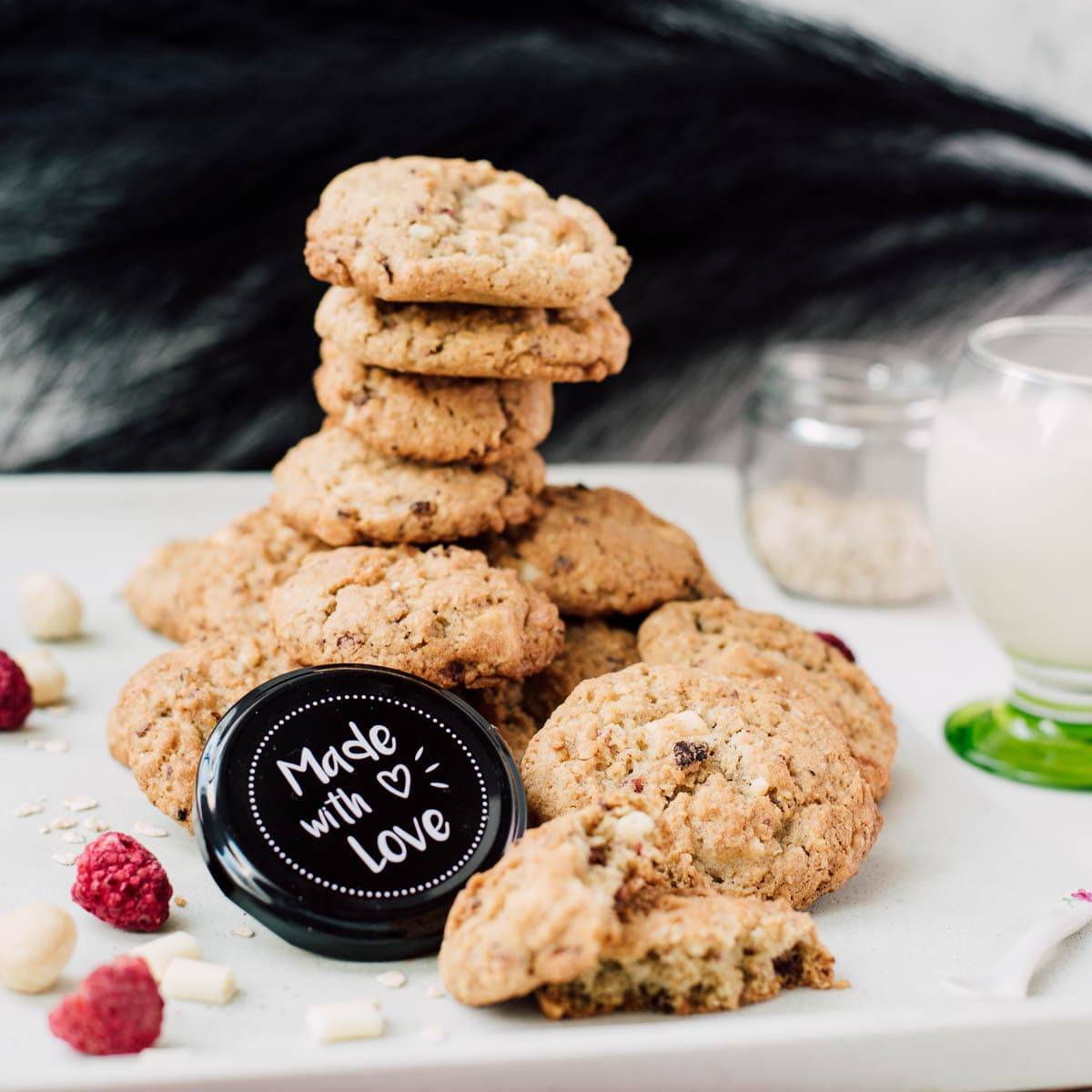 White Chocolate Raspberry Oatmeal Cookies