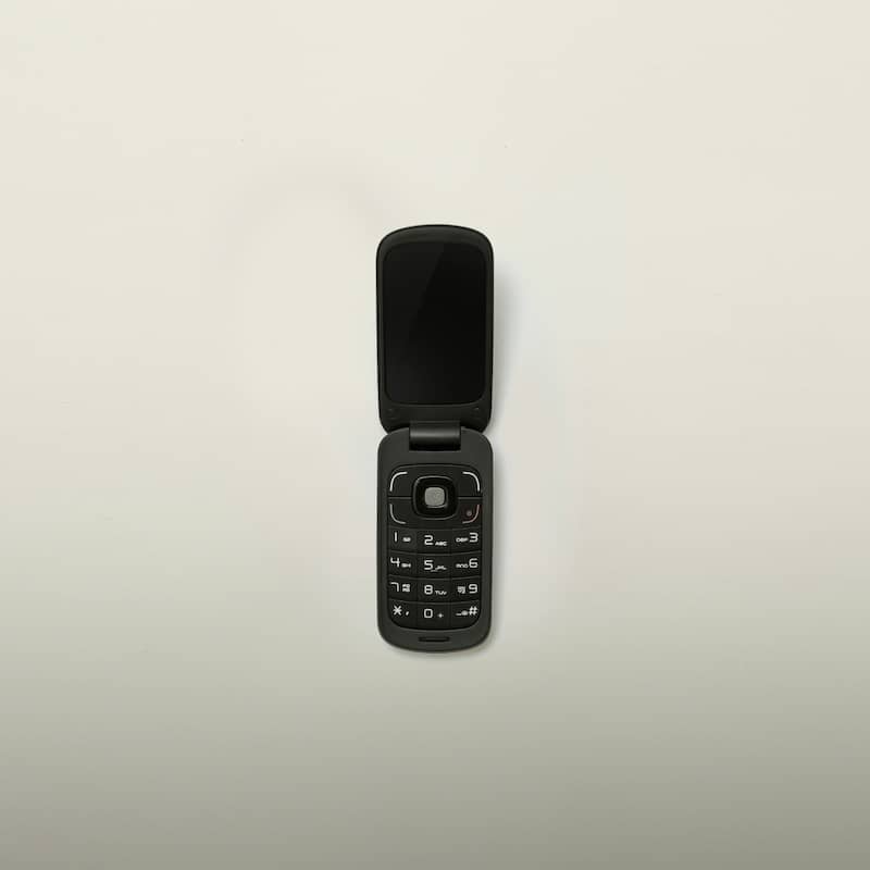 Flip phone