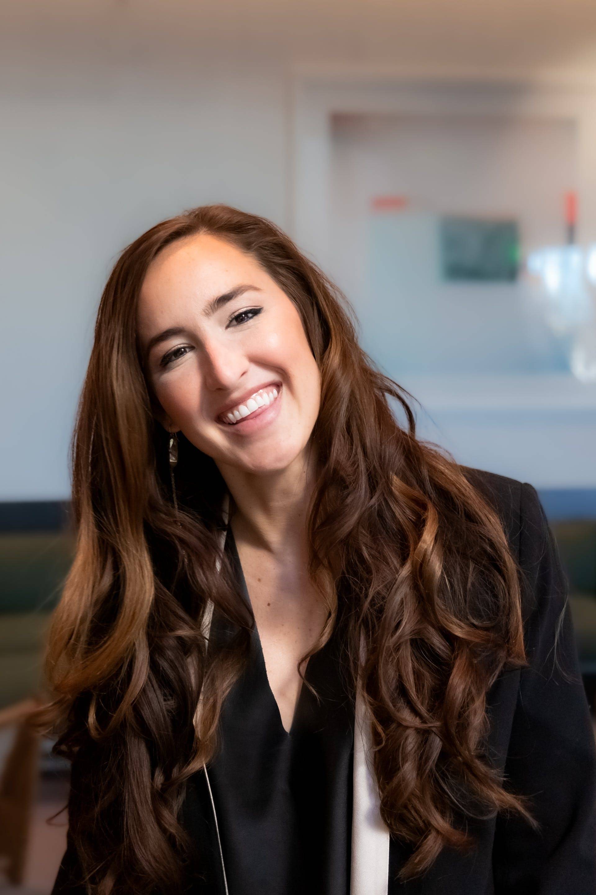 Contrarian Thinking - Creator Profile