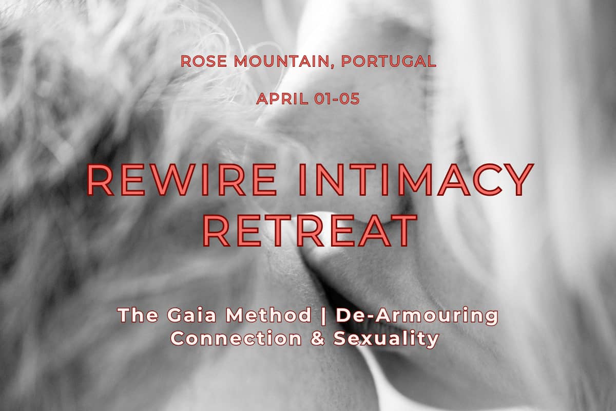 frau küsst man auf die stirn