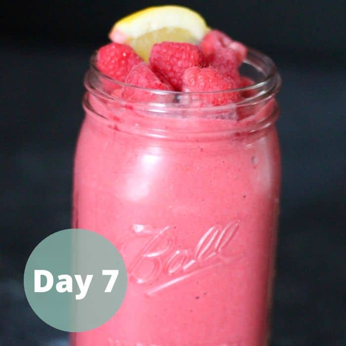 peach raspeberry smoothie