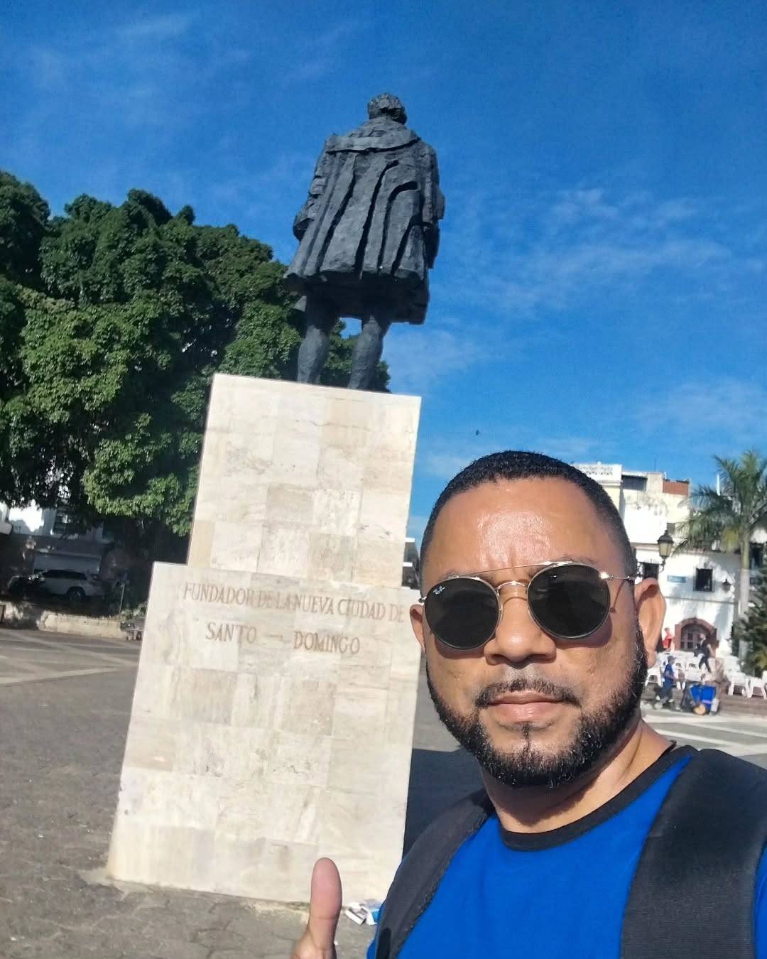 Hoy visite un lugar espectacular en la llamada Z O N A Colonial de Santo Domingo, República Dominicana. 

S I M P L E M E N T E espectacular espacio cultural exclusivo para nosotros los visitantes que nos gusta saber un poco más de las culturas caribeñas. 

@zonacolonialrd 🇩🇴📍

Bellos sus paisajes. #dominicanrepublic #flowdominicano #zonacolonialrd