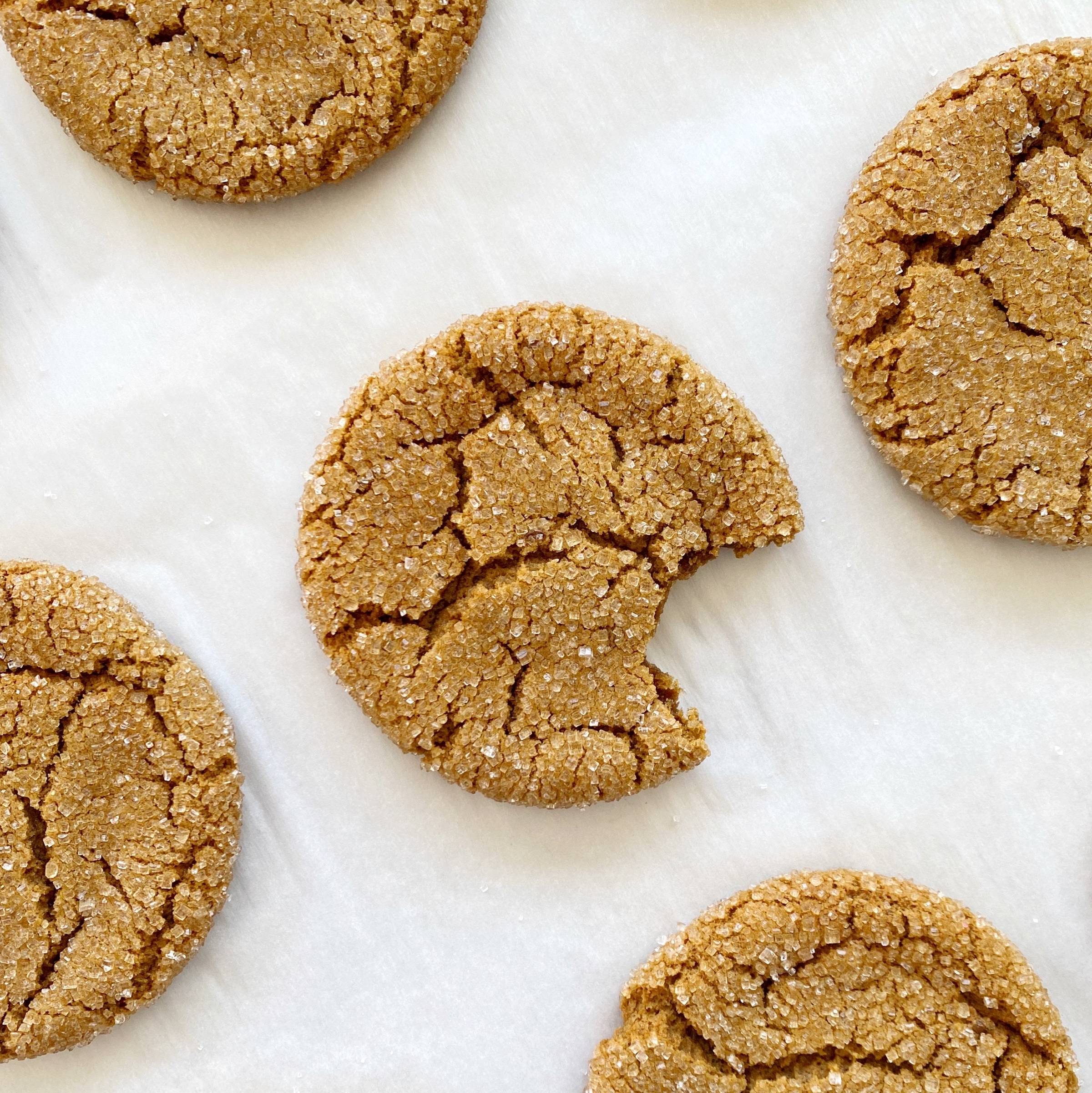 Chewy Gingerbread Cookie Recipe (V)