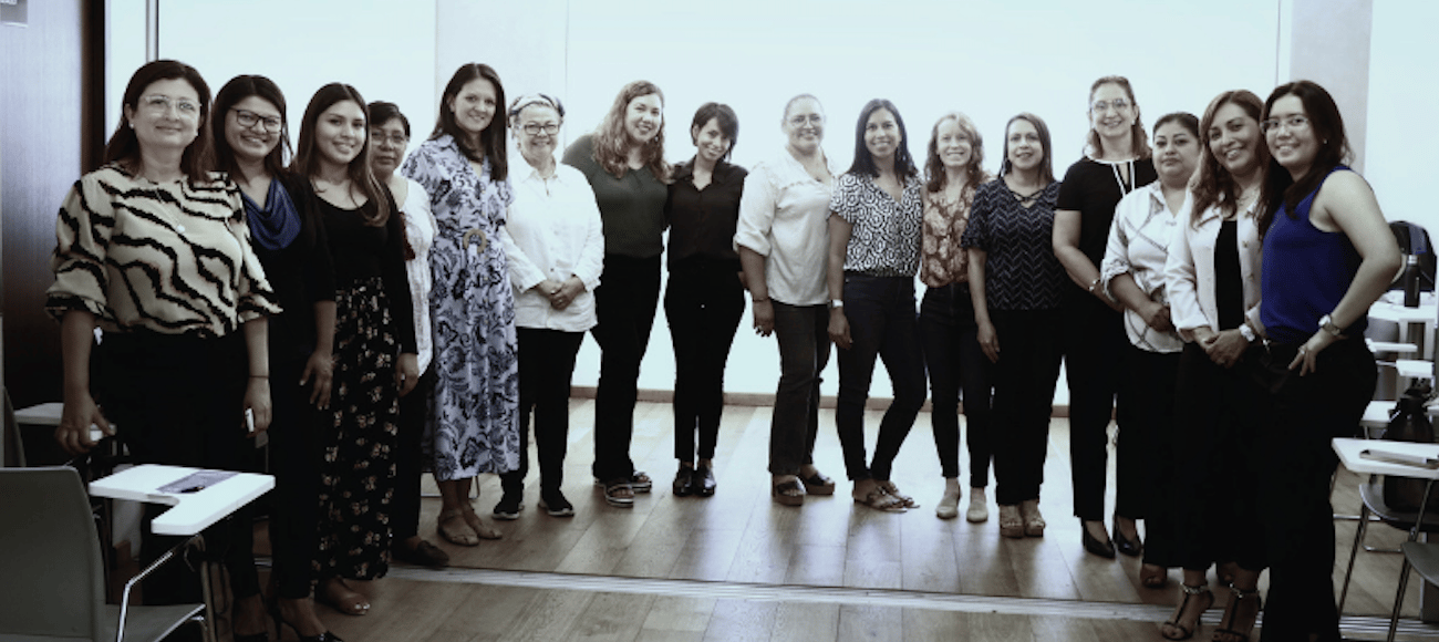 Rachel & Hazel with a group of Professionals in El Salvador