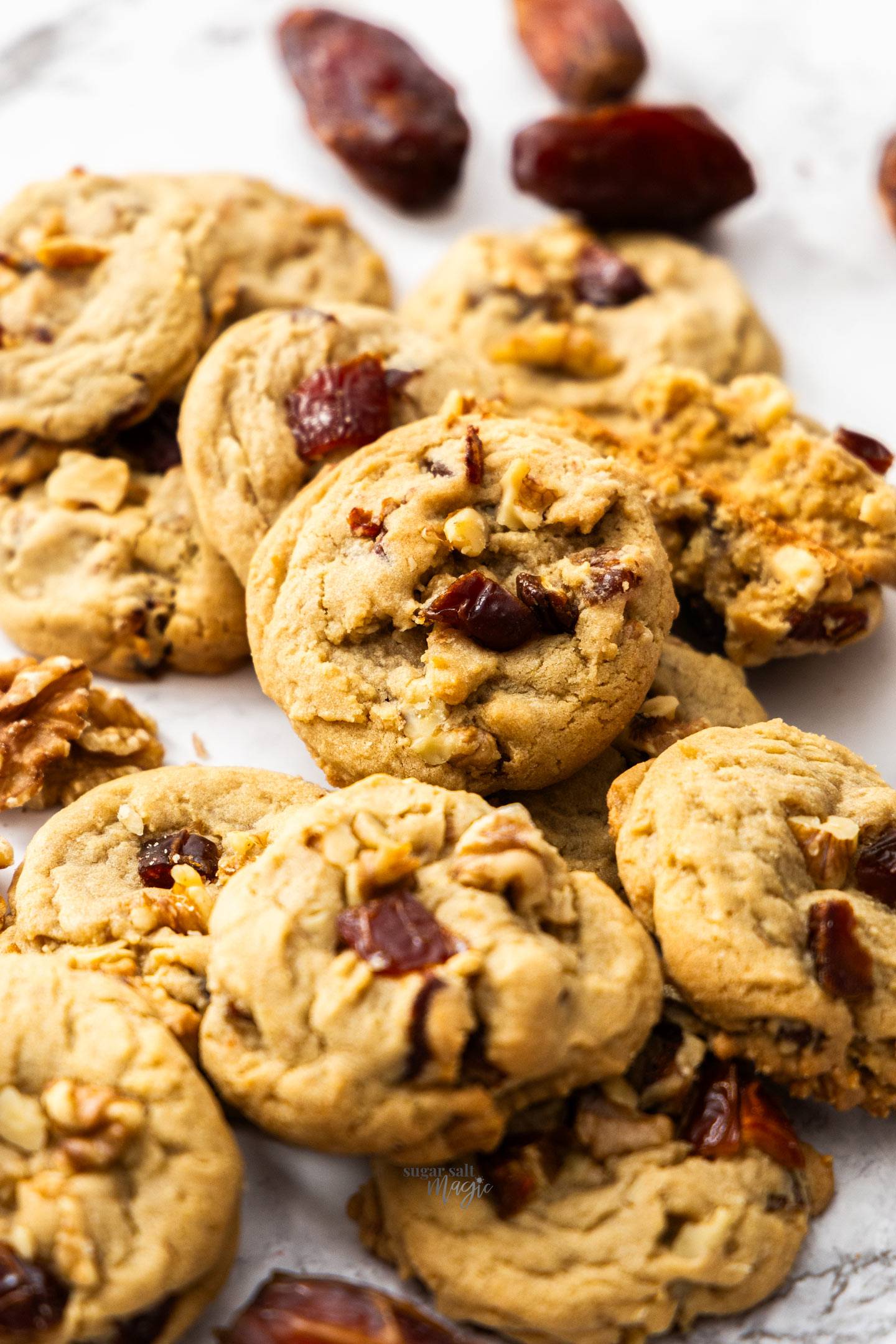 A pile of date cookies.